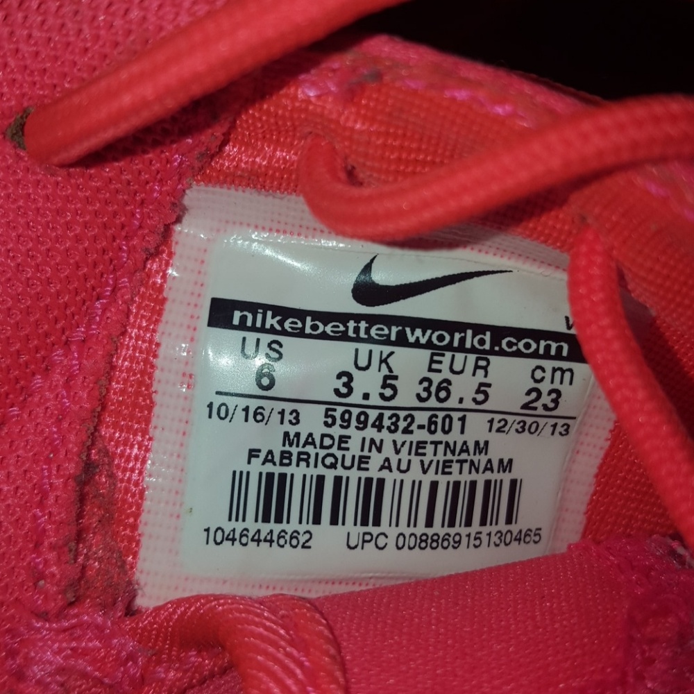 Shoes - Picture 6 of 6